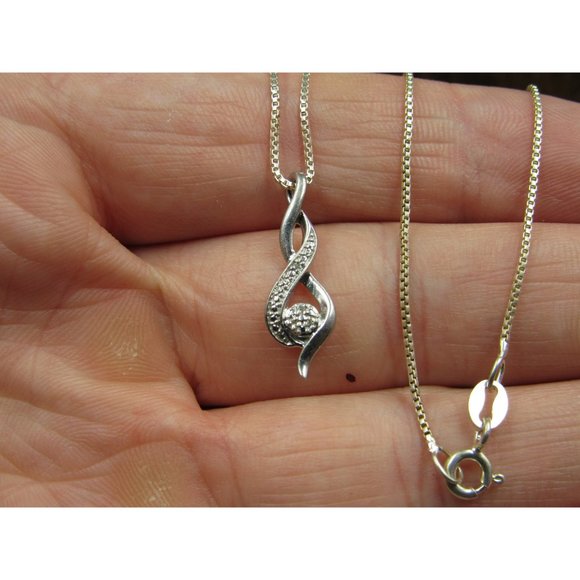 16" Sterling Silver Small Diamond Chips Simple Necklace Vintage Minimalist - Picture 2 of 7